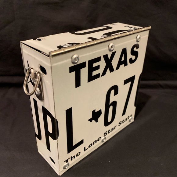 Meet your Posher, Spencer - Picture 7 of 10